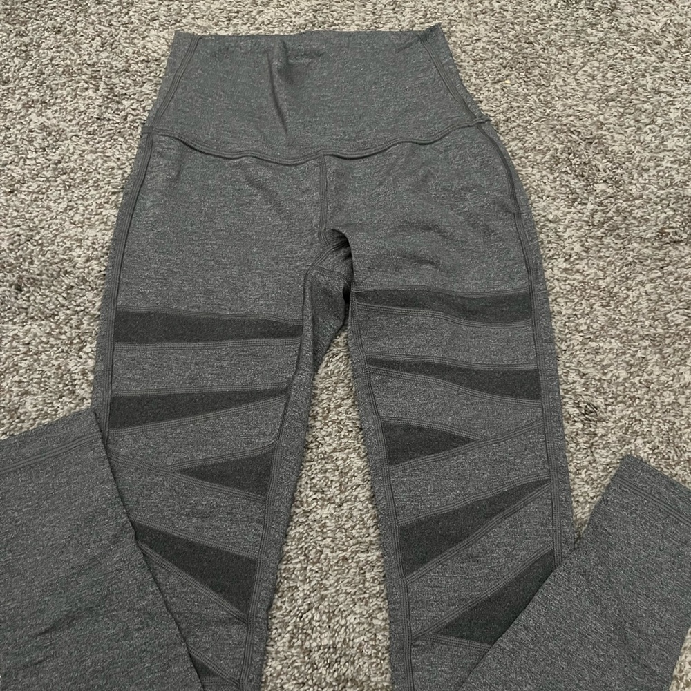Gray Lululemon Mesh Wunder Under pants